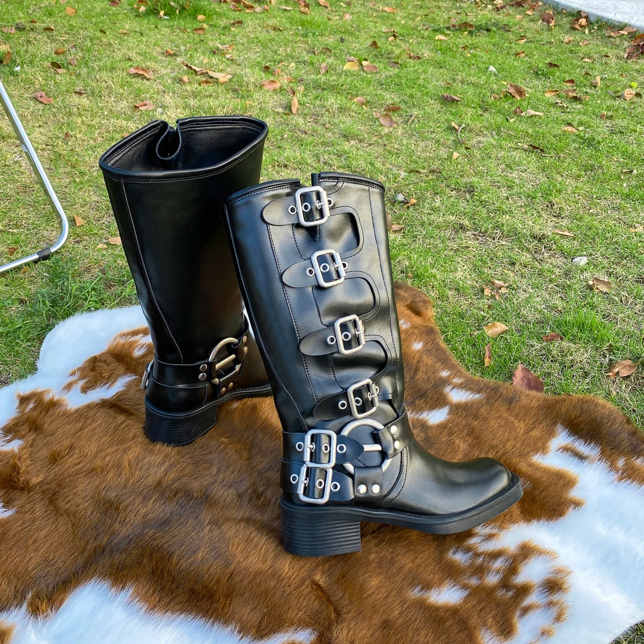 Outlaw Mid Calf Boot